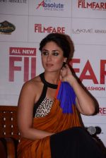 Kareena Kapoor launches the Filmfare September 2013 cover Page in Escobar, Mumbai on 9th Sept 2013 (178).JPG
