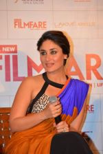 Kareena Kapoor launches the Filmfare September 2013 cover Page in Escobar, Mumbai on 9th Sept 2013 (186).JPG