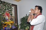 Ravi Kishan celebrate Ganesh Chaturthi in Mumbai on 9th Sept 2013 (113).JPG