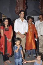 Murli Sharma visit Andheri Cha Raja in Mumbai on 14th Sept 2013 (19).JPG