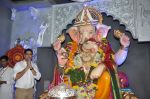 Murli Sharma visit Andheri Cha Raja in Mumbai on 14th Sept 2013 (24).JPG