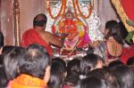 Vidya Balan seeks Siddhivinayak Blessings on 15th Sept 2013 (4).JPG