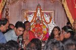 Vidya Balan seeks Siddhivinayak Blessings on 15th Sept 2013 (7).JPG