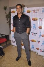 Akshay Kumar on the sets of ZEE DID in Famous, Mumbai on 16th Sept 2013 (17).JPG