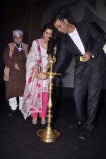 Nimrat Kaur, Akshay Kumar at Jagran film festival in Fun, Mumbai on 24th Sept 2013 (21).JPG
