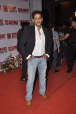 Ravi Kishan at Yogesh Lakhani_s birthday bash in Lalit Hotel, Mumbai on 25th Sept 2013 (298).JPG