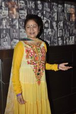 Aruna Irani at premiere of Raqt in Cinemax, Mumbai on 26th Sept 2013 (30).JPG