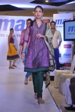 at the launch of Max_s Festive 2013 collection in Phoenix Market City Mall, Kurla, Mumbai on 27th Sept 2013 (26).JPG