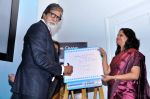 Amitabh Bachchan at Yes Bank Awards event in Mumbai on 1st Oct 2013 (62).jpg
