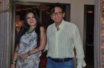 Aarti Surendranath, Kailash Surendranath at Poonam Dhillon_s sister Rishma Pai_s birthday in Blue Sea, Mumbai on 2nd Oct 2013 (12).JPG