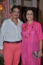 at Poonam Dhillon_s sister Rishma Pai_s birthday in Blue Sea, Mumbai on 2nd Oct 2013 (40).JPG