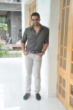 Aftab Shivdasani at a real estate project launch in Khapoli, Mumbai on 6th Oct 2013 (6).JPG