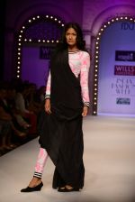 Model walk the ramp for Masaba Gupta_s show at the Day 1 on WIFW 2014 on 9th Oct 2013 (203).JPG