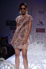 Model walk the ramp for Geisha show at the Day 1 on WIFW 2014 on 9th Oct 2013 (177)_52578cd20ae2a.JPG
