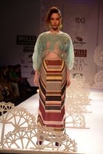 Model walk the ramp for Geisha show at the Day 1 on WIFW 2014 on 9th Oct 2013 (94)_52578b77b896a.JPG
