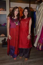 Hazel Keech at Shruti Sancheti & Priyadarshini preview in Atosa, Mumbai on 11th oct 2013 (4)_52595fdd87738.JPG