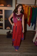 Hazel Keech at Shruti Sancheti & Priyadarshini preview in Atosa, Mumbai on 11th oct 2013 (8)_52595ffbf242a.JPG