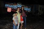 Raveena Tandon celebrates Dusshera with kids in Mumbai on 12th Oct 2013 (9)_525a318648f38.JPG