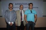 Salman Khan meets special kids at holy family hospital in Mumbai on 11th Oct 2013 (7)_525a16887c14b.JPG