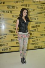 Shraddha Kapoor at Forever 21 store launch in Mumbai on 12th Oct 2013 (21)_525a3314632ac.JPG