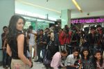 Shraddha Kapoor at Forever 21 store launch in Mumbai on 12th Oct 2013 (34)_525a3348631e1.JPG