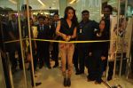 Shraddha Kapoor at Forever 21 store launch in Mumbai on 12th Oct 2013 (47)_525a338ee3301.JPG
