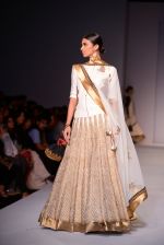 Model walks for Joy Mitra at Wills day 5 on WIFW 2014 on 13th Oct 2013 (79)_525cb61c6f4ee.JPG