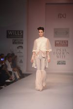 Model walks for SOLTEE BY SULASKSHANA at Wills day 5 on WIFW 2014 on 13th Oct 2013 (5)_525cb896c1f4d.JPG