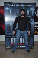 Bollywood fitness trainers watch Escape Plan in PVR, Juhu, Mumbai on 15th Oct 2013 (17)_525fdfe30b914.JPG