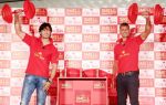 Milind Soman and Vidyut Jamwal Launch of old Spice_s new deodrant in new delhi on 15th Oct 2013 (9)_525fd1bd8a8ee.JPG