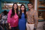 at Raveena Tandon and Roopa Vohra_s jewellery line launch in Mumbai on 18th Oct 2013 (83)_526219a3f111e.JPG