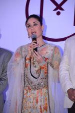 Kareena Kapoor launches Malabar Jewellery Line in Mumbai on 20th Oct 2013 (59)_52651842ee20e.JPG