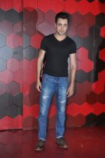Imran Khan at the re-launch of Trilogy in Mumbai on 23rd Oct 2013 (28)_526910a2db01f.JPG
