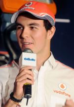 Sergio Perez during a Gillette promotional event in Mumbai on 23rd Oct 2013 (3)_52690f6a8dcf2.jpg