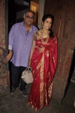 Sridevi, Boney Kapoor at Karva Chauth celebration at Anil Kapoor_s residence in Mumbai on 22nd Oct 2013 (59)_5268ec87a3b01.JPG