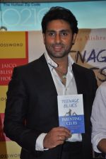 Abhishek Bachchan unveils Teenage Blues Book in Mumbai on 25th Oct 2013(40)_526bd30bdf63e.JPG