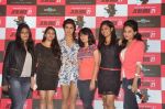Priyanka Chopra at Exotic promotions in Jealous 21 in Mumbai on 25th Oct 2013 (56)_526bcfc57f4cf.JPG