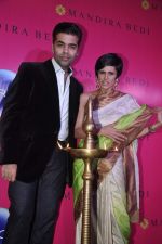 Karan Johar, Mandira Bedi at the launch of Mandira Bedi_s saree line in Khar, Mumbai on 26th Oct 2013 (167)_526ced4ff2513.JPG