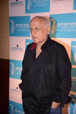 Mahesh Bhatt at Harmony Foundation_s Mother Teresa Memorial Award in Leela, Mumbai on 27th Oct 2013 (46)_526e0a0c36220.JPG