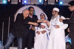 Mahesh Bhatt at Harmony Foundation_s Mother Teresa Memorial Award in Leela, Mumbai on 27th Oct 2013 (70)_526e09aa669aa.JPG
