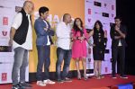 Pritish Nandy, Farhan Akhtar, Vidya Balan, Ekta Kapoor at Trailer launch of Shaadi Ke Side Effects in Mumbai on 28th Oct 2013 (46)_526f946d9c6c3.JPG
