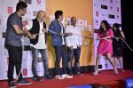 Pritish Nandy, Farhan Akhtar, Vidya Balan, Ekta Kapoor at Trailer launch of Shaadi Ke Side Effects in Mumbai on 28th Oct 2013 (56)_526f8f9a0c9a2.JPG