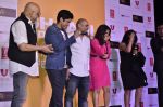 Pritish Nandy, Farhan Akhtar, Vidya Balan, Ekta Kapoor at Trailer launch of Shaadi Ke Side Effects in Mumbai on 28th Oct 2013 (79)_526f907463cb1.JPG