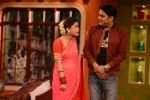 Deepika Padukone, Ranveer Singh on the sets of Comedy Nights with Kapil in Filmcity, Mumbai on 5th Nov 2013 (138)_527a3f9e916d9.JPG