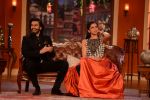 Deepika Padukone, Ranveer Singh on the sets of Comedy Nights with Kapil in Filmcity, Mumbai on 5th Nov 2013 (167)_527a3fa037c2e.JPG