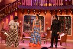 Deepika Padukone, Ranveer Singh on the sets of Comedy Nights with Kapil in Filmcity, Mumbai on 5th Nov 2013 (175)_527a3ef7d85df.JPG