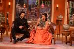 Deepika Padukone, Ranveer Singh on the sets of Comedy Nights with Kapil in Filmcity, Mumbai on 5th Nov 2013 (190)_527a3fa1c17c0.JPG