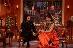 Deepika Padukone, Ranveer Singh on the sets of Comedy Nights with Kapil in Filmcity, Mumbai on 5th Nov 2013 (227)_527a3fa3f1e60.JPG