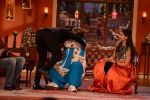 Deepika Padukone, Ranveer Singh on the sets of Comedy Nights with Kapil in Filmcity, Mumbai on 5th Nov 2013 (50)_527a3f971413e.JPG