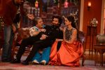 Deepika Padukone, Ranveer Singh on the sets of Comedy Nights with Kapil in Filmcity, Mumbai on 5th Nov 2013 (54)_527a3eedee14c.JPG